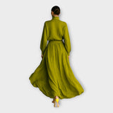 Conjunto de malha com elegância arejada