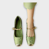 Tainara - Bailarinas elegantes com detalhes sofisticados